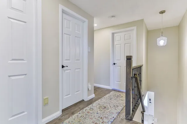 Additional image 22 of 2 Desantis Crt