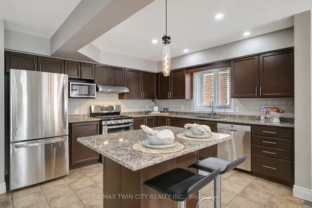 Additional image 15 of 141 Steepleridge St