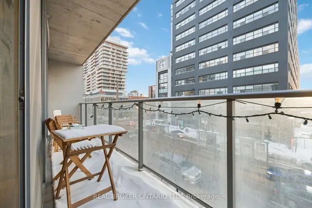 Additional image 26 of 95 Bathurst St Unit 222