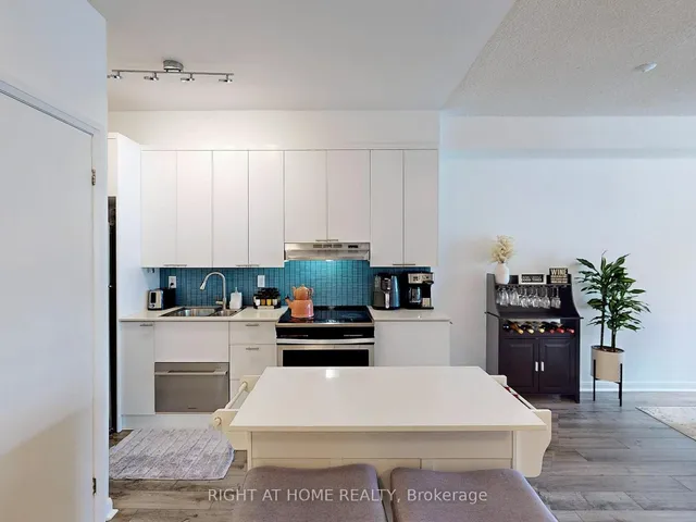 Additional image 17 of 111 Elizabeth St Unit 1702