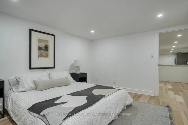 Additional image 46 of 1224 Lansdowne Ave