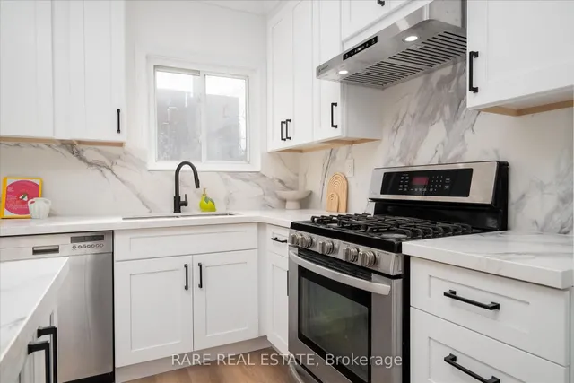 Additional image 13 of 24 Case St