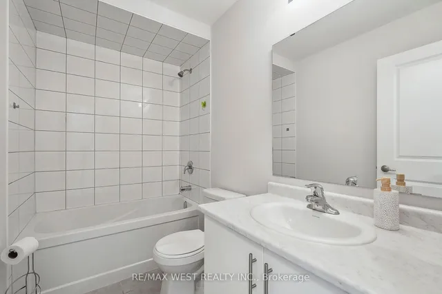 Additional image 21 of 89 Pinot Cres