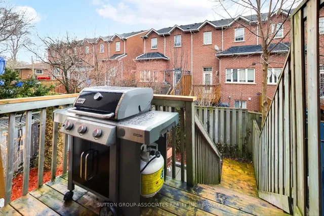 Additional image 45 of 70 Guildwood Pkwy Unit 4