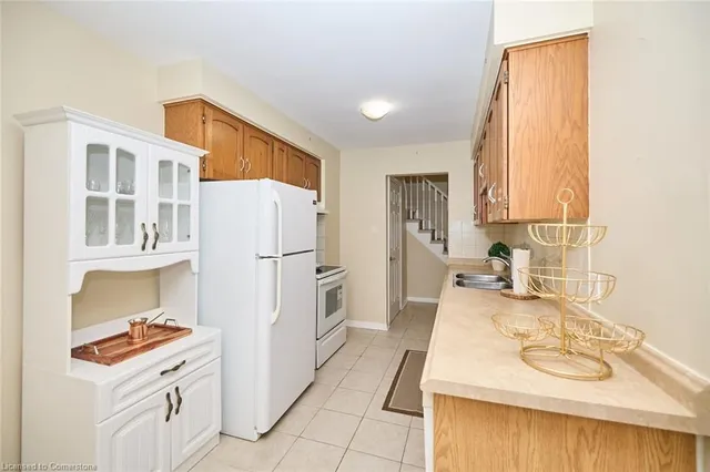 Additional image 11 of 23 Dynasty Ave Unit 4