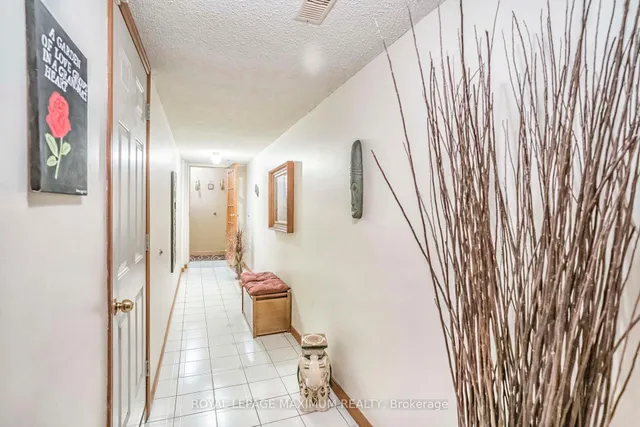 Additional image 28 of 637 Caledonia Rd