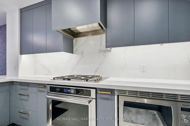 Additional image 21 of 39 Queens Quay Unit TH103
