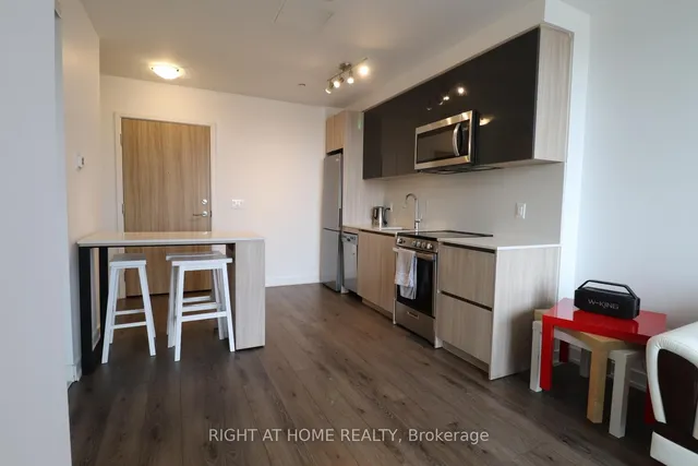 Additional image 27 of 3100 Keele St Unit 612