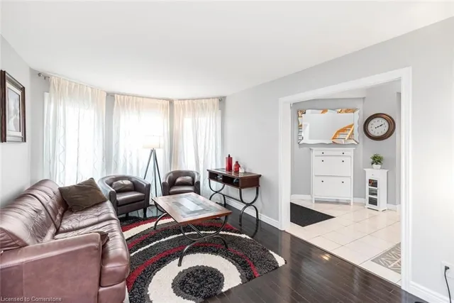 Additional image 6 of 39 Guildwood Dr