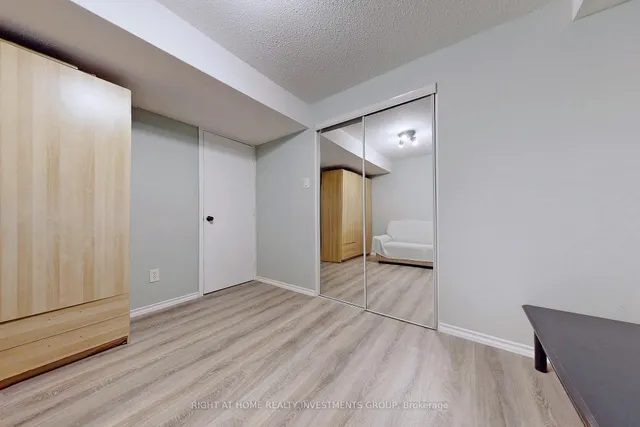 Additional image 29 of 187 Robert Hicks Dr