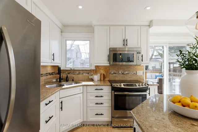 Additional image 13 of 17 Reid  Manor N/A