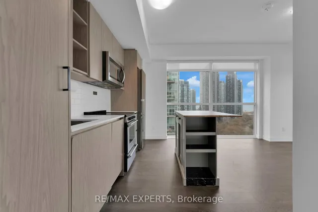 Additional image 7 of 251 Manitoba St Unit 1504