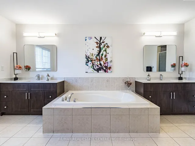 Additional image 29 of 853 Stoutt Cres