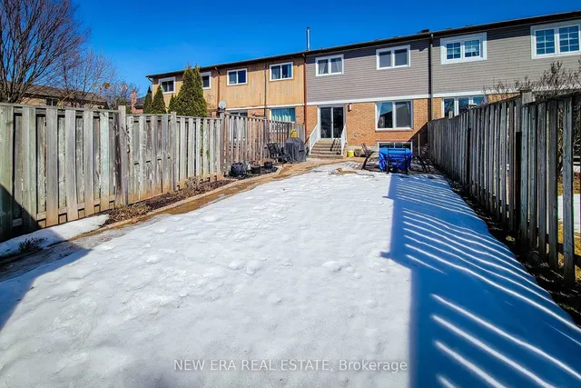 Additional image 5 of 2152 Pelee Blvd