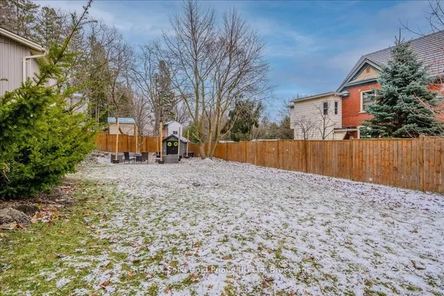 Additional image 39 of 56 Woolwich St