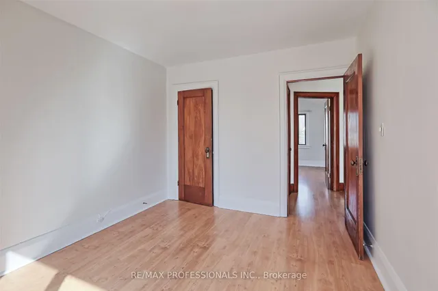 Additional image 25 of 260 Windermere Ave