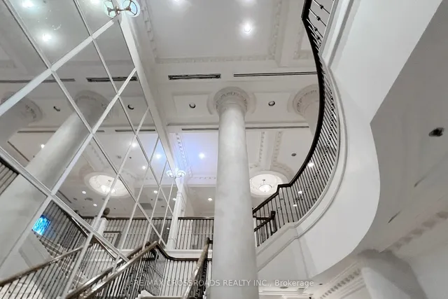 Additional image 8 of 18 Sommerset Way Unit 310