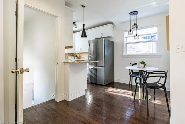 Additional image 10 of 2 Bond St