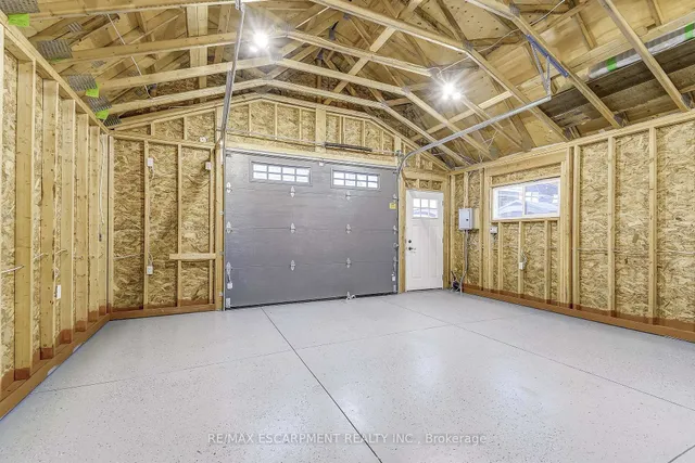 Additional image 37 of 14 WALKER Ave