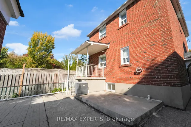 Additional image 11 of 124 Spears St