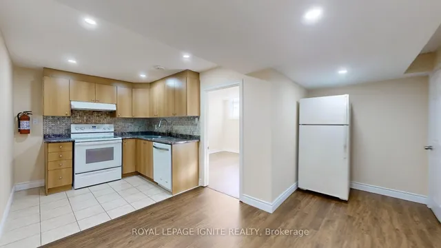 Additional image 31 of 141 PONYMEADOW Terr