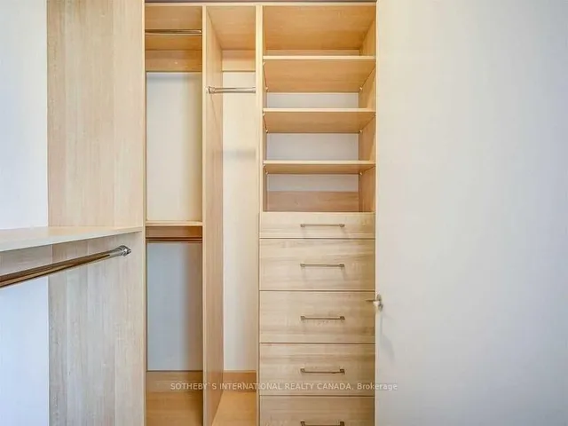 Additional image 14 of 88 Park Lawn Rd Unit 2710