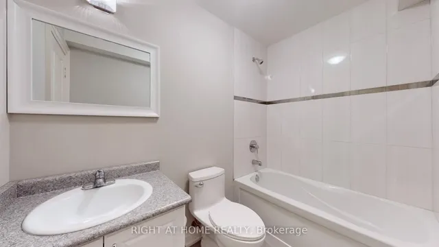 Additional image 33 of 84 Roberta Dr