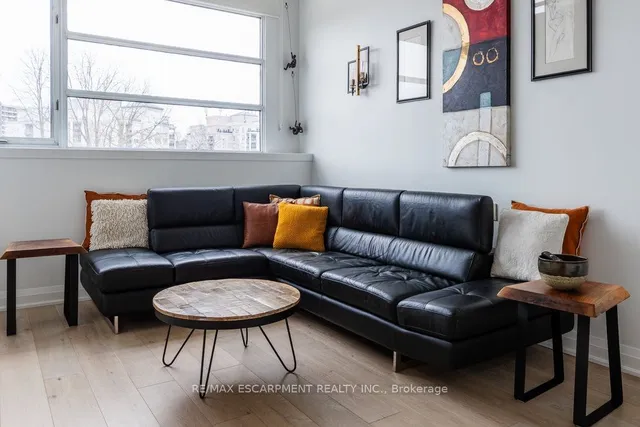 Additional image 9 of 50 MAIN St Unit 412