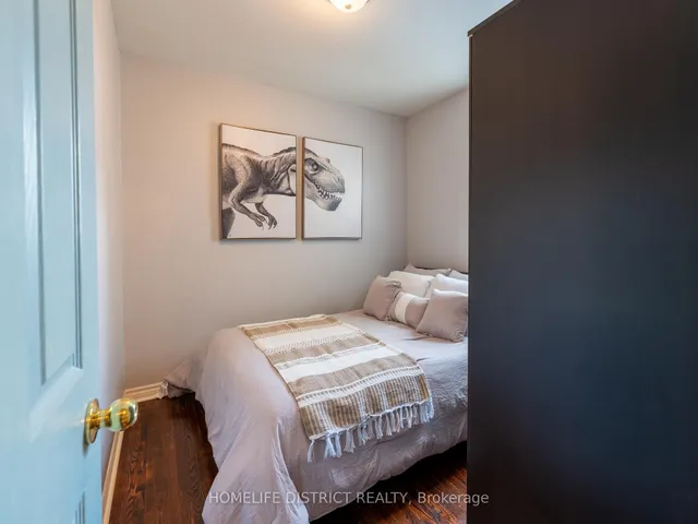 Additional image 14 of 157 Silverthorn Ave