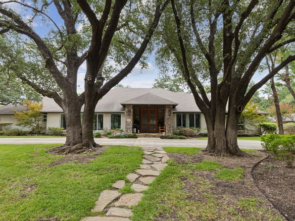 11260 Leachman Cir, Dallas, TX 75229