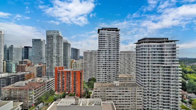 Additional image 18 of 2191 Yonge St Unit 2812