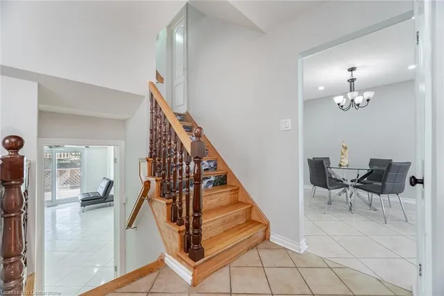 Additional image 15 of 35 Baycrest Dr