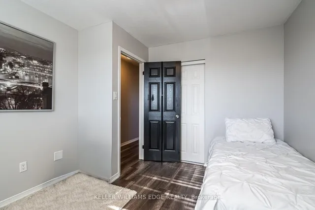 Additional image 29 of 2 Bronte Crt