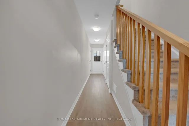 Additional image 8 of 19 Picardy Dr Unit 6