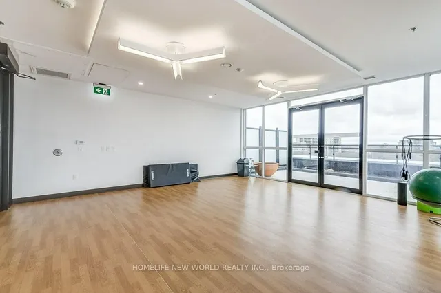 Additional image 35 of 60 Charles St Unit 1802