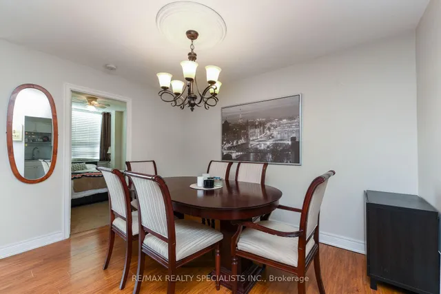 Additional image 20 of 716 The West Mall N/A Unit 2005