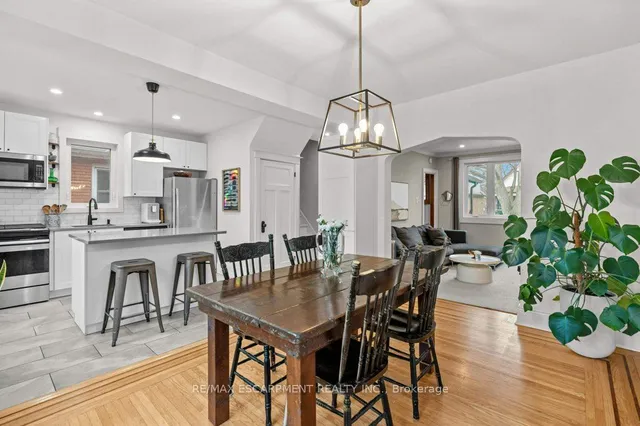 Additional image 17 of 92 Graham Ave