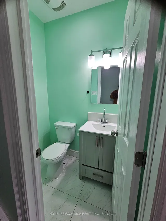 Additional image 8 of 82 Pandora Circ