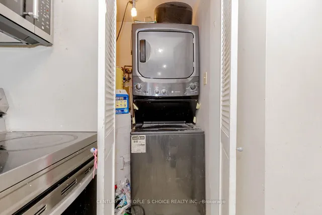 Additional image 22 of 30 Bridge St Unit 303