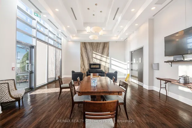 Additional image 32 of 45 Yorkland Blvd Unit 204