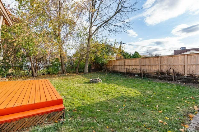 Additional image 25 of 937 Garth St