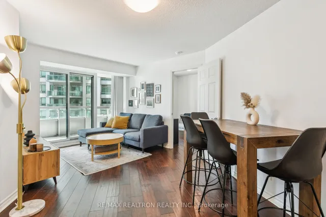 Additional image 12 of 19 Grand Trunk Cres Unit 1215