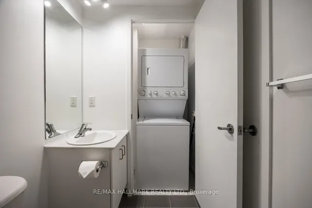 Additional image 13 of 285 Mutual St Unit 608