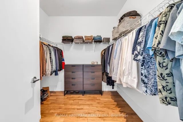 Additional image 24 of 20 Vince Ave