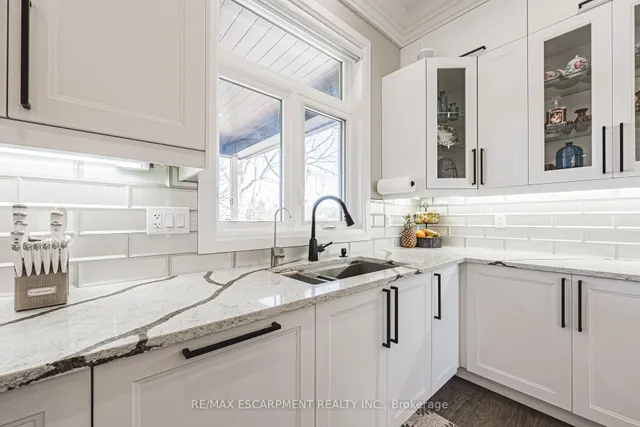 Additional image 39 of 8378 Chippewa Rd