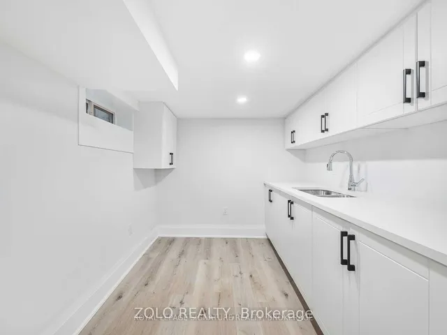 Additional image 27 of 28 Albemarle St