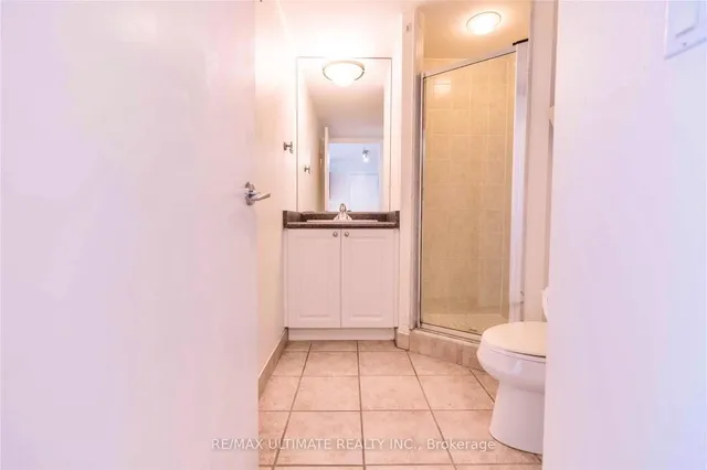 Additional image 10 of 231 Fort York Blvd Unit 228