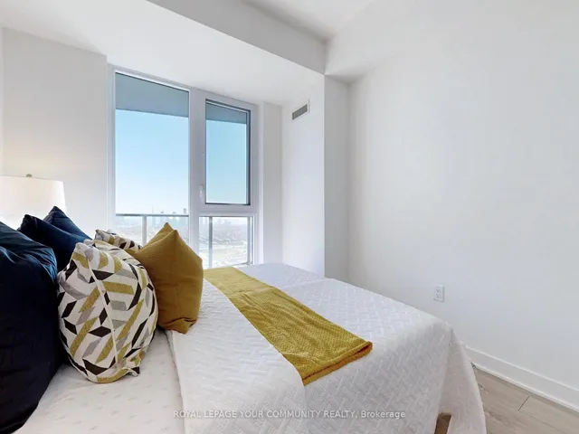 Additional image 16 of 36 Zorra St Unit 2905