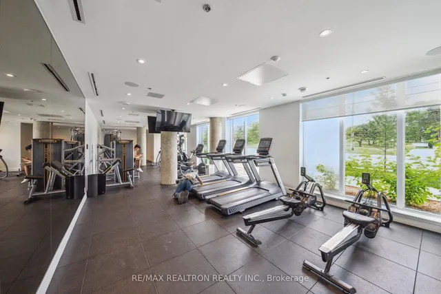 Additional image 32 of 3100 Keele St Unit 525