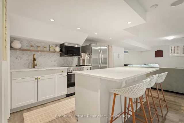 Additional image 33 of 659 Deervalley Rd